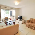 Awesome In Apartamento